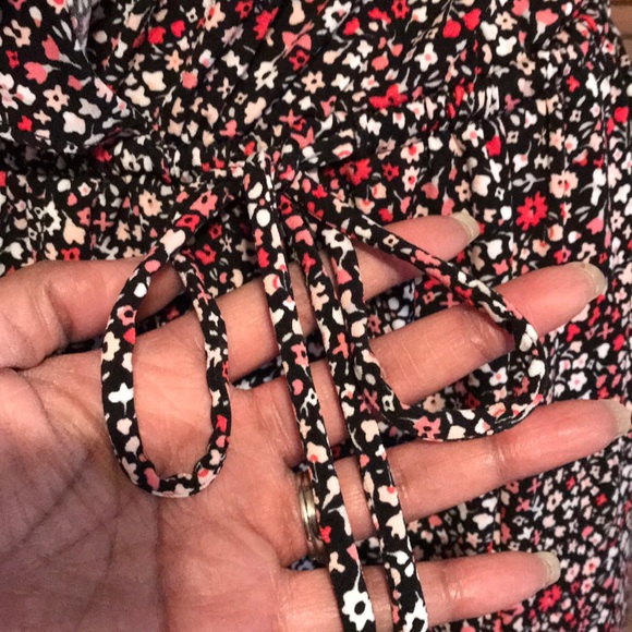 Flower dress - Picture 5 of 6